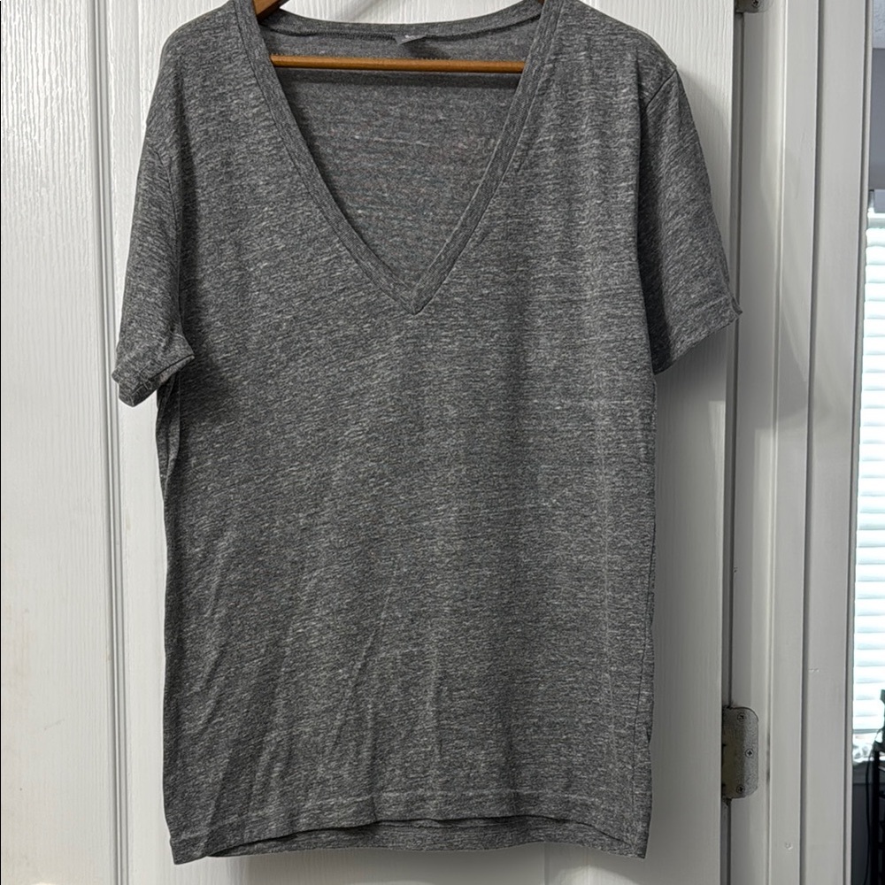 BDG Charcoal V-Neck Short Sleeve Tee, NWOT